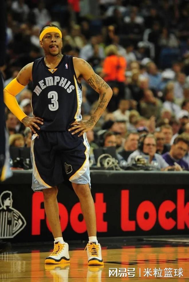 皇马官方：完成欧冠前最后一练，姆巴佩、卡马文加在室内训练（皇马通报：欧冠前最后一练收官，姆巴佩与卡马文加在室内训练）