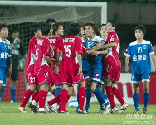 加拉塔萨雷副主席：奥斯梅恩放弃了高薪；埃德森？没有确定（加拉塔萨雷副主席：奥斯梅恩拒高薪邀约，埃德森尚未定论）