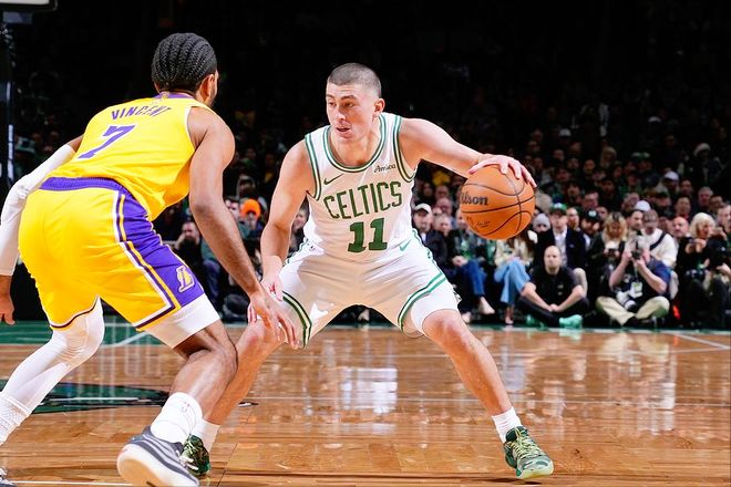 NBA球员合同更新及薪资排行榜（NBA球员最新合同与薪资榜单）