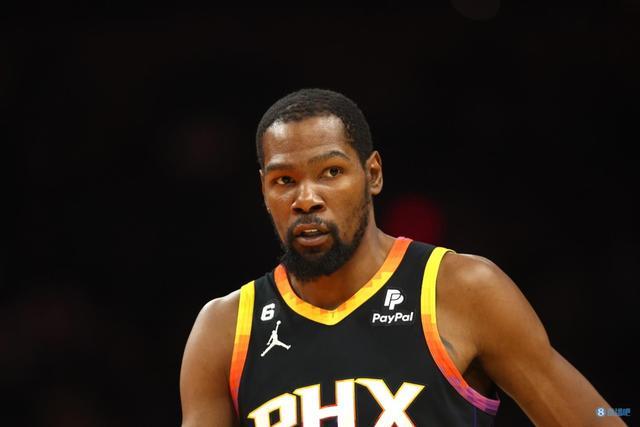 本赛季前9轮6场零封，多特与阿森纳并列五大联赛第一（多特、阿森纳前9轮各6场零封，并列五大联赛第一）