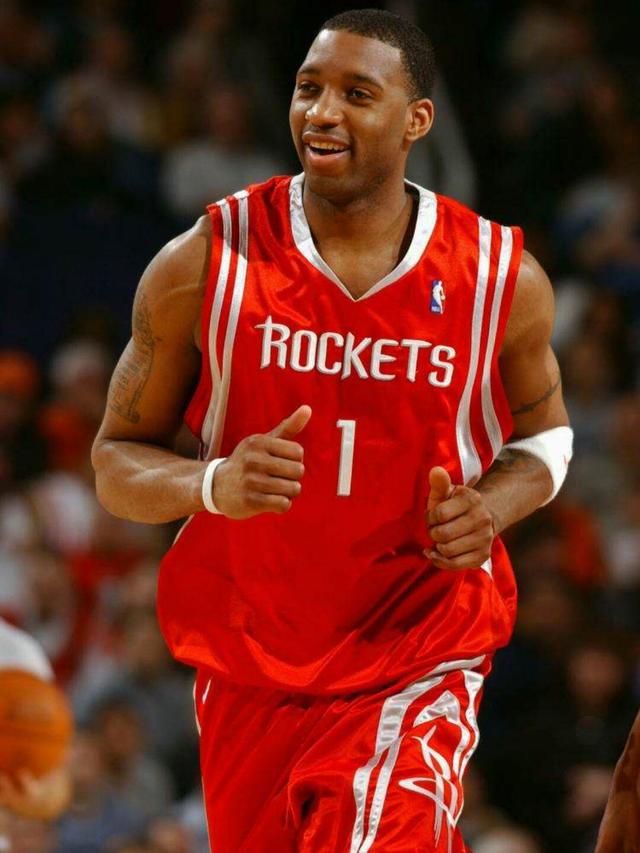 侯森：真不想看到一次次从门里捡球了；我们离不了球迷的支持（侯森：不愿再频繁从网中捞球，我们离不开球迷的支持）